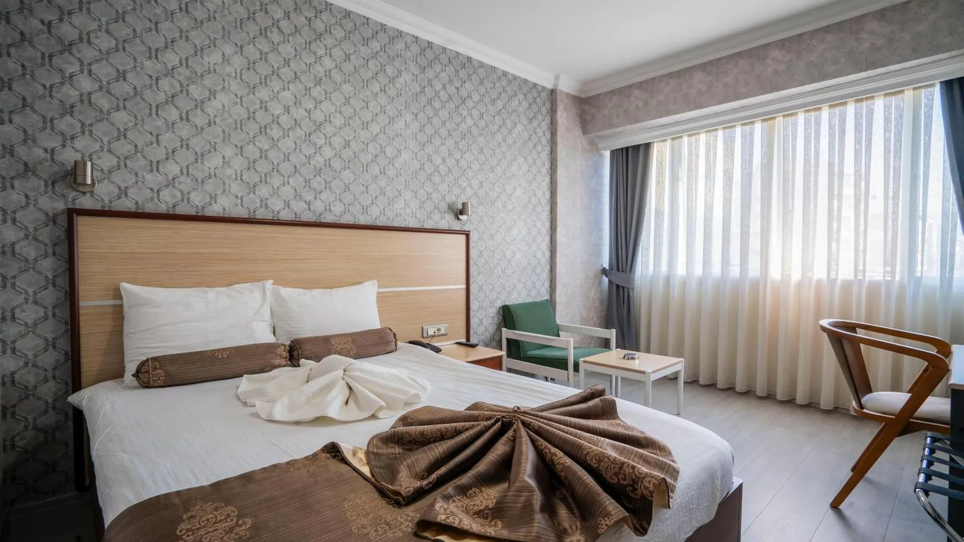 Halley Otel Деницли 3*,  Турция